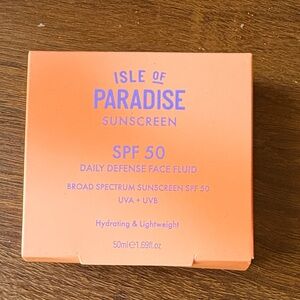 Isle of Paradise SPF 50 Daily Defense Face Fluid